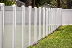 Les règles à connaître sur la pose de clôture 